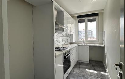 Kadıköy Erenköyde Merkezi Konumda 3+1 95 m² Ferah Daire