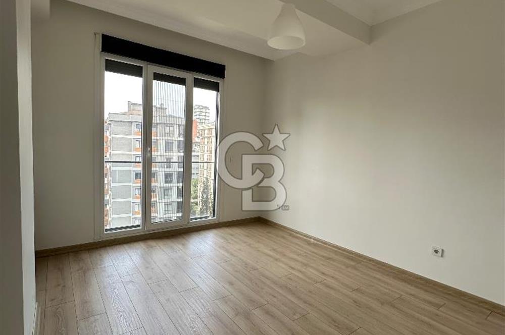 Kadıköy Erenköyde Merkezi Konumda 3+1 95 m² Ferah Daire