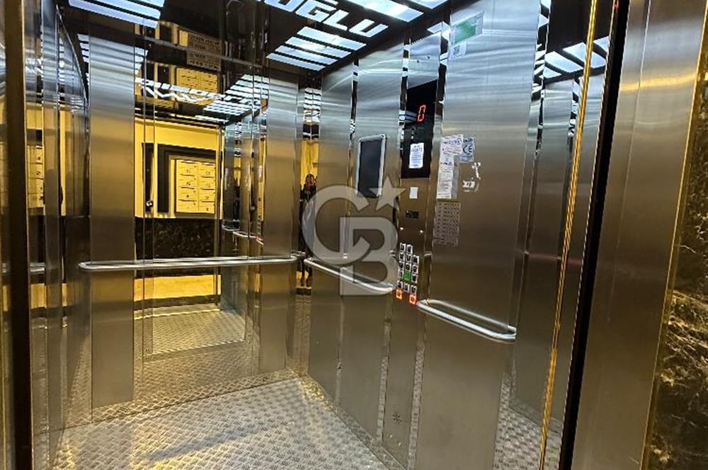 Kadıköy Erenköyde Merkezi Konumda 3+1 95 m² Ferah Daire