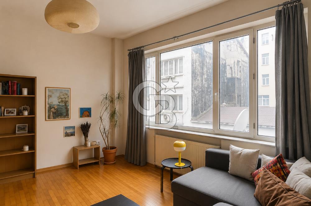 Taksim ve Cihangir'e Yürüme Mesafesi-Satılık 1+1 | Airbnb Uygun