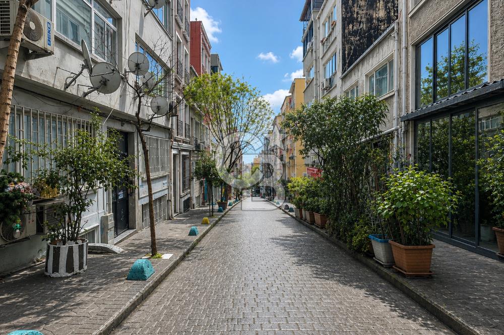 Taksim ve Cihangir'e Yürüme Mesafesi-Satılık 1+1 | Airbnb Uygun