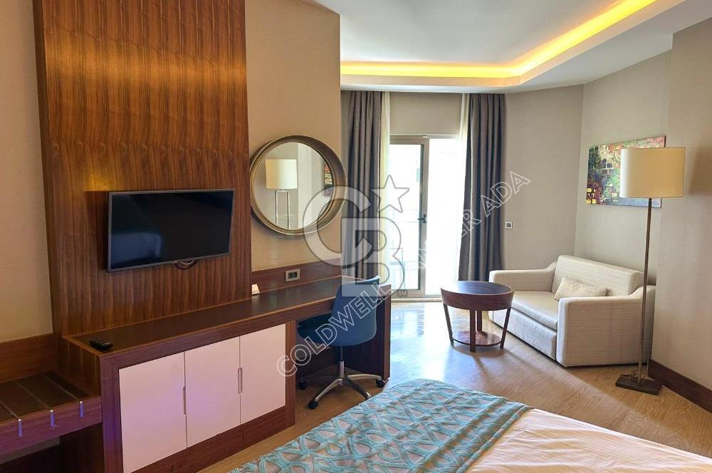 Kuşadası Ramada Otel'de Satılık 1+0 Daire