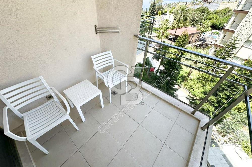 Kuşadası Ramada Otel'de Satılık 1+0 Daire