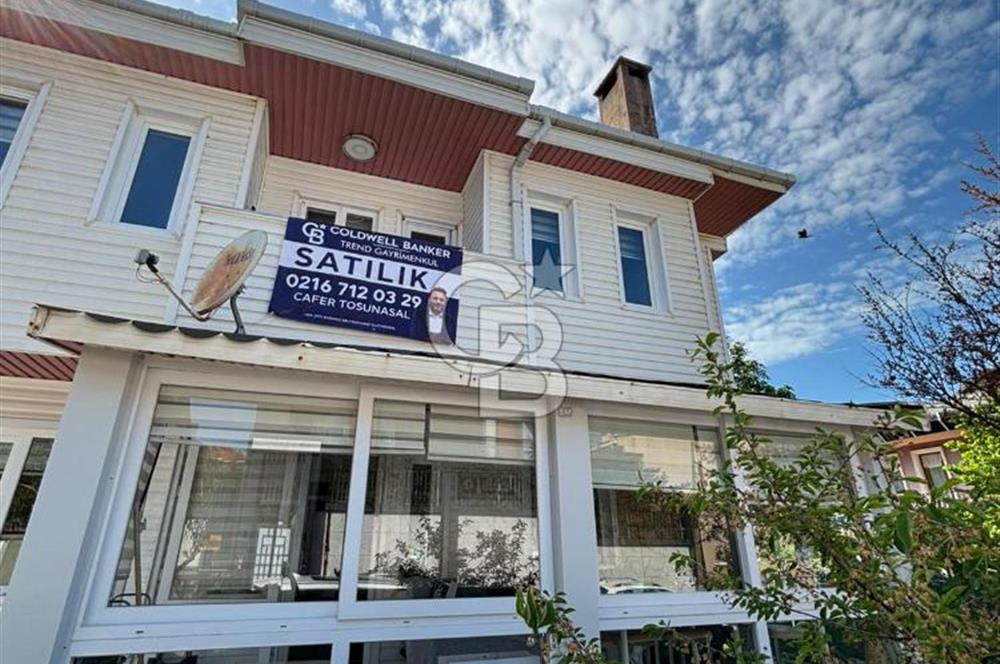 HARMANKAYA'DA DENİZ MANZARALI GENİŞ KULLANIMLI VİLLA