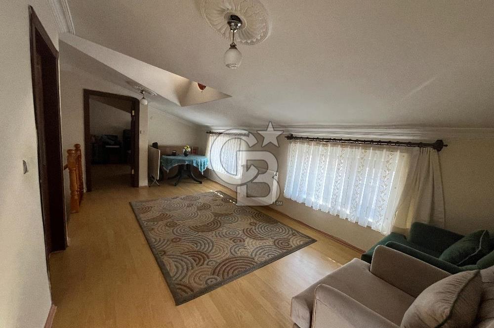 Seyranbağlarında Manzarası Kapanmaz Geniş Teraslı 5+1 Satılık Daire