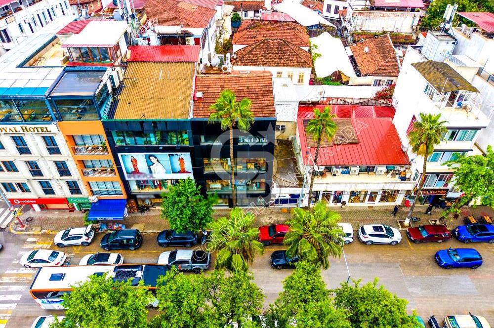 Fethiyenin En Değerli & Gözde Lokasyonunda Devren Kiralık Mağaza
