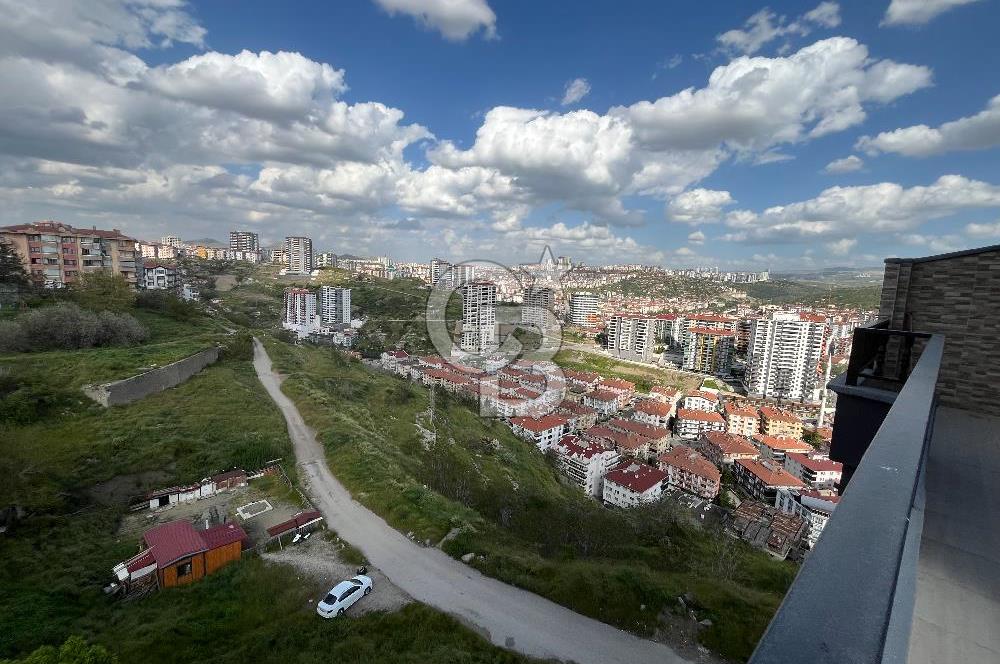 Seyranbağlarında Manzarası Kapanmaz Geniş Teraslı 5+1 Satılık Daire