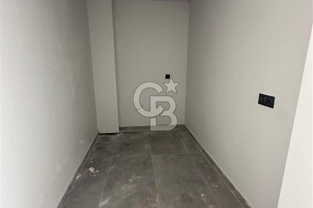 Mezitli İstiklal Mahallesinde Kiralık Cadde Üstü Dükkan