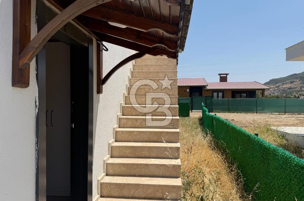 YENİFOÇA GENCELLİ SAHİLİ YAKINI BAHÇELİ KİRALIK MÜSTAKİL EV
