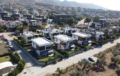 Güzelbahçe Kahramandere'de Fırsat Havuzlu 4+2 Lüks Villa