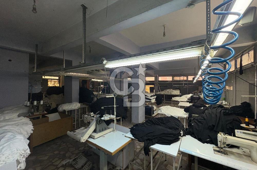 SULTANGAZİ 50.YIL MAHALLESİ'NDE 370 M2 SATILIK DÜKKAN