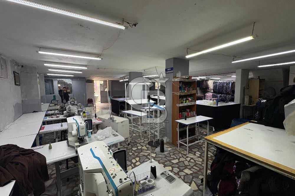 SULTANGAZİ 50.YIL MAHALLESİ'NDE 370 M2 SATILIK DÜKKAN
