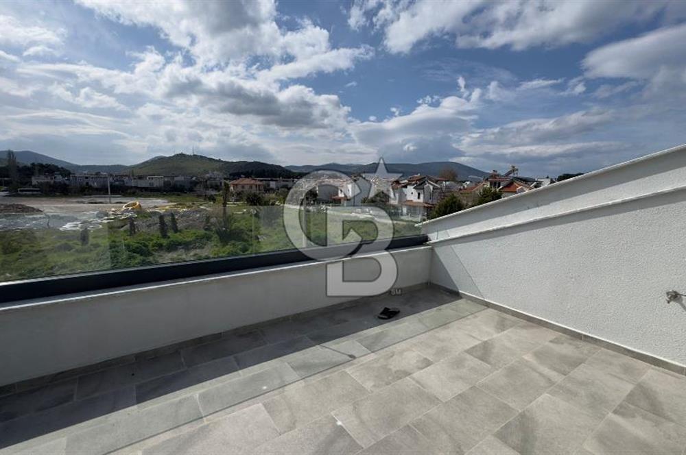 C.B. ROUTE | Dikilinin Gözde Lokasyonunda Modern Villa