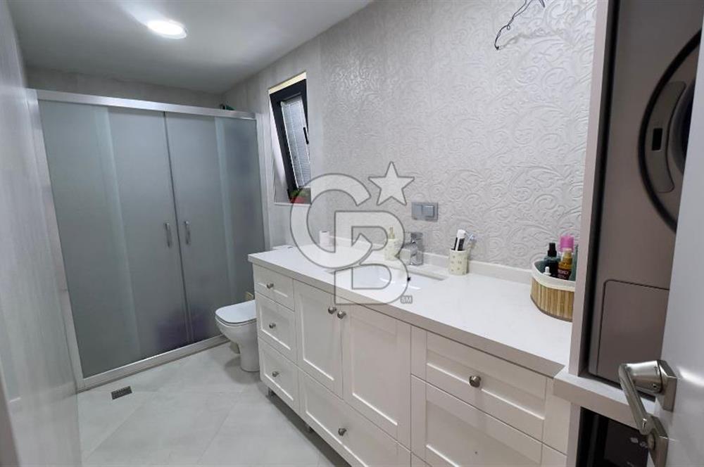 C.B. ROUTE | Dikilinin Gözde Lokasyonunda Modern Villa
