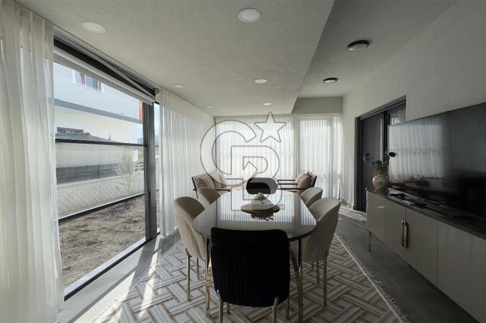 C.B. ROUTE | Dikilinin Gözde Lokasyonunda Modern Villa