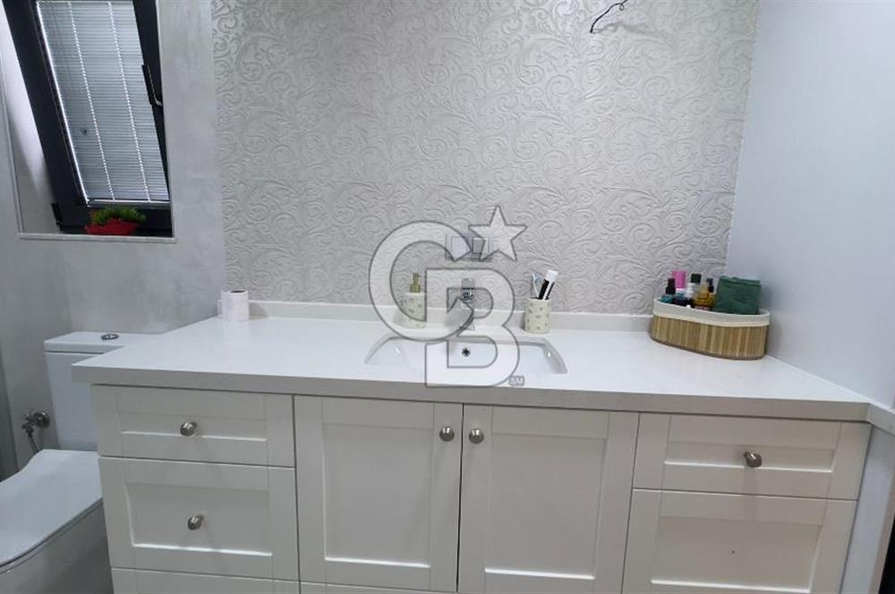 C.B. ROUTE | Dikilinin Gözde Lokasyonunda Modern Villa