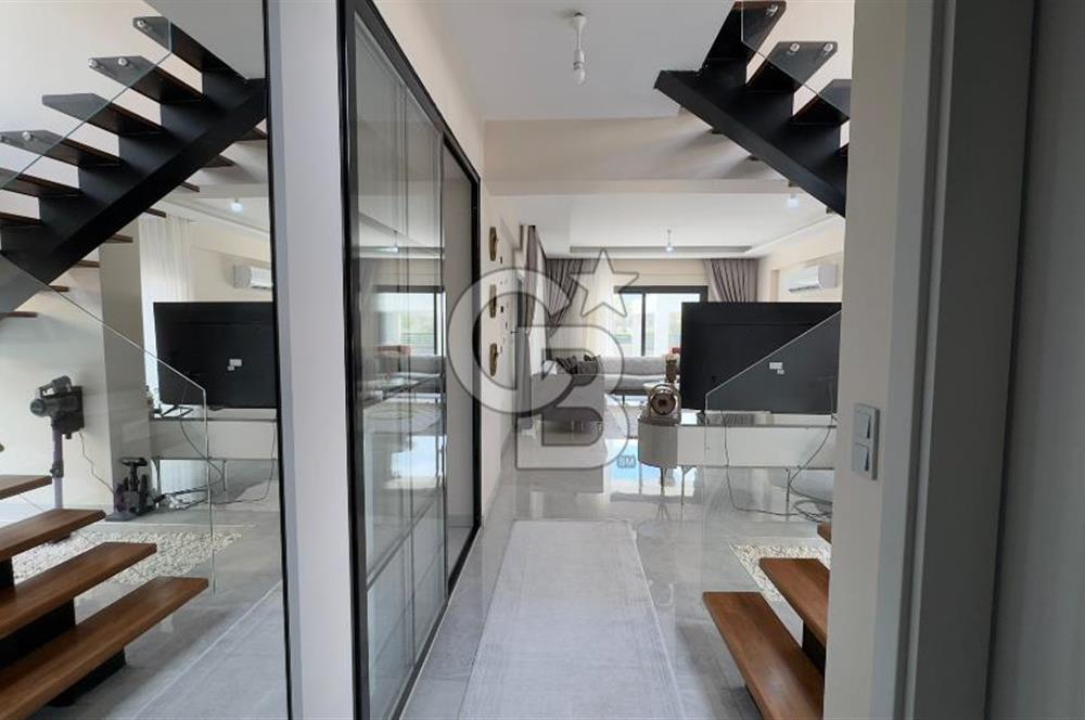 C.B. ROUTE | Dikilinin Gözde Lokasyonunda Modern Villa