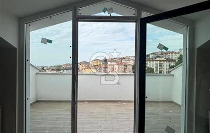 ŞİLE MERKEZDE DENİZ MANZARALI ÇİFT GİRİŞLİ MARKET ÜSTÜ DUBLEKS