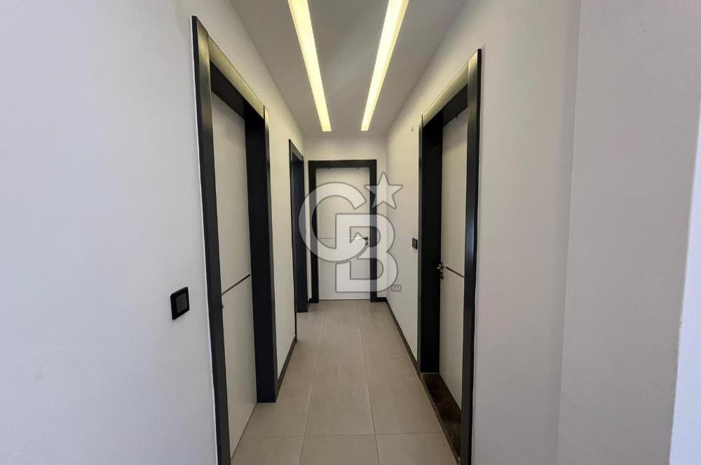 Güzelbahçe Kahramandere'de Fırsat Havuzlu 4+2 Lüks Villa