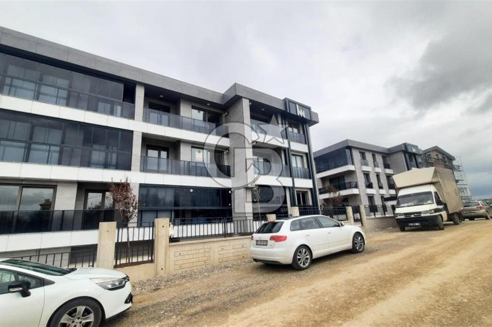 TAŞPINAR CADDEYE SIFIR GÜVENLİKLİ SİTE İÇİNDE EŞYALI 1+1 DAİRE
