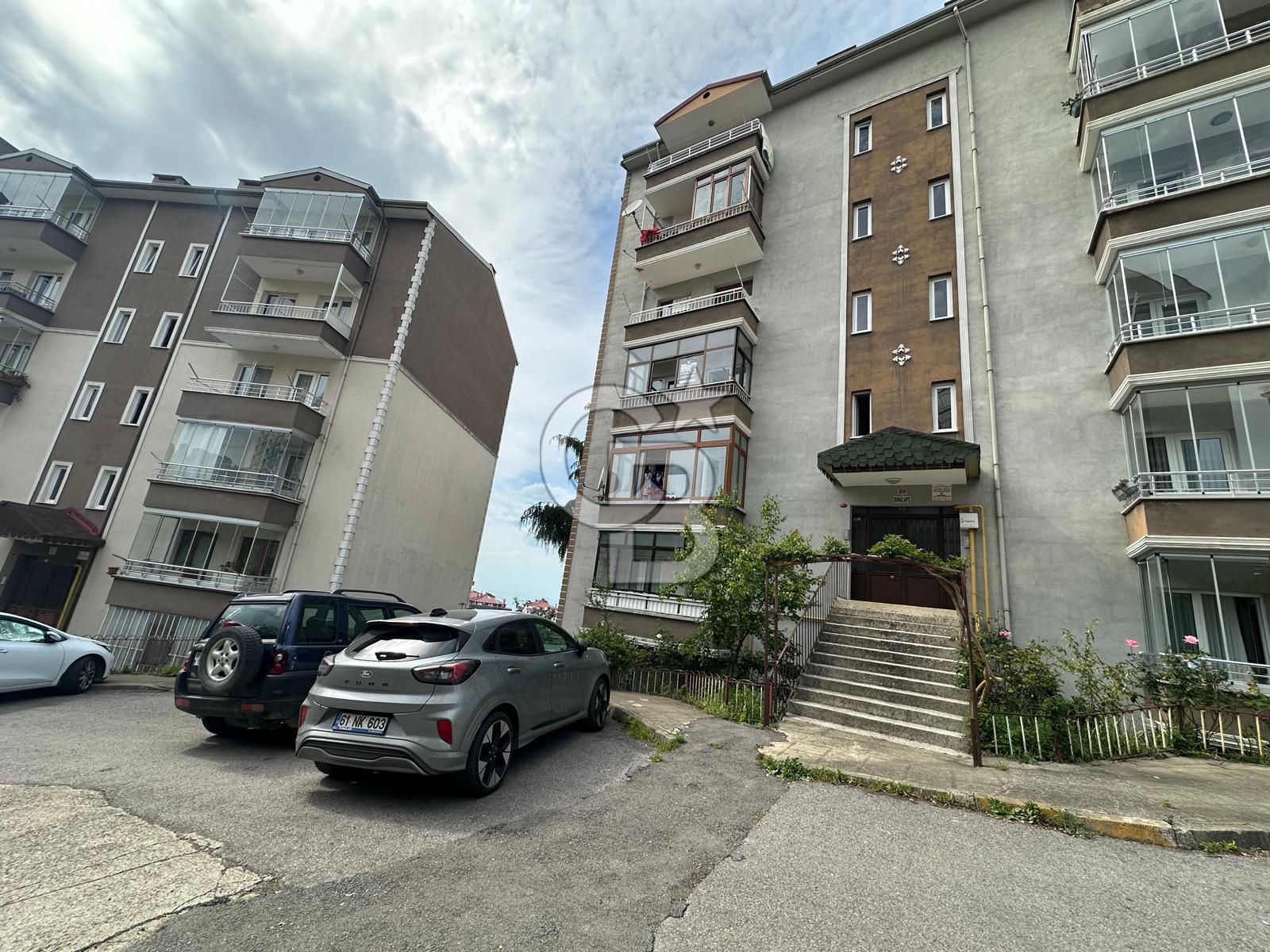 KARŞIYAKA HARİKA DENİZ MANZARALI KİRALIK DAİRE