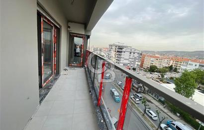 Karşıyaka Atatürk bulvarı üzerinde 3+1 Sıfır Daire
