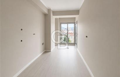 Karşıyaka Atatürk bulvarı üzerinde 3+1 Sıfır Daire