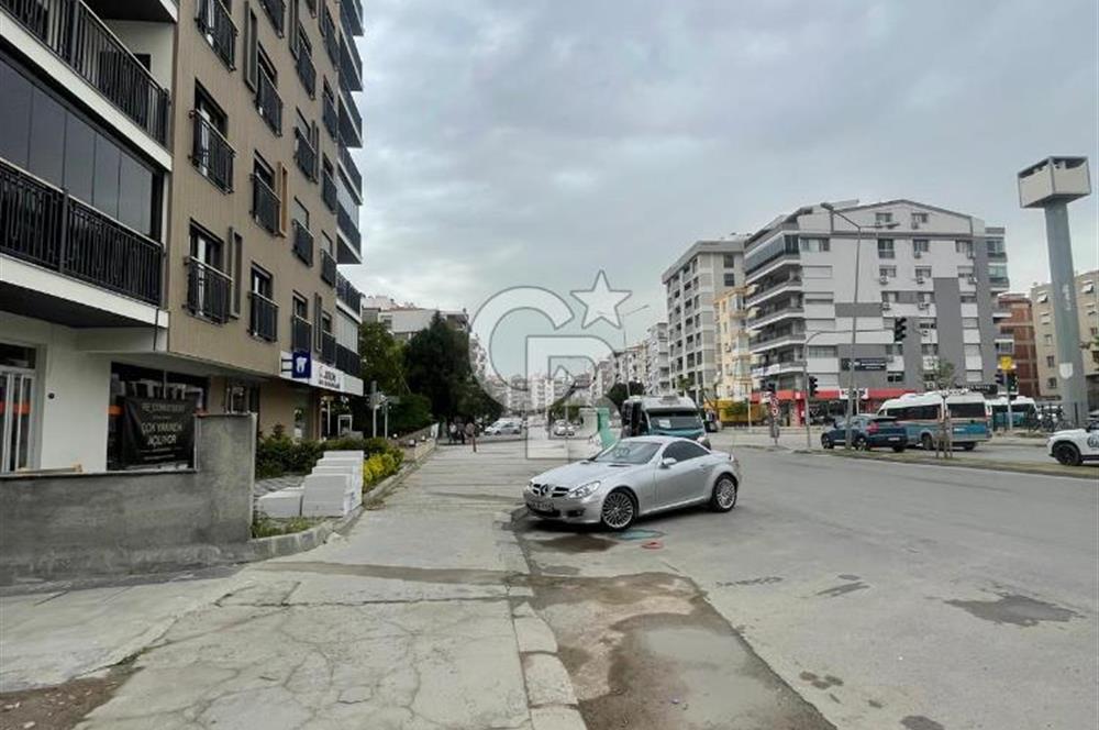 Karşıyaka Atatürk bulvarı üzerinde 3+1 Sıfır Daire