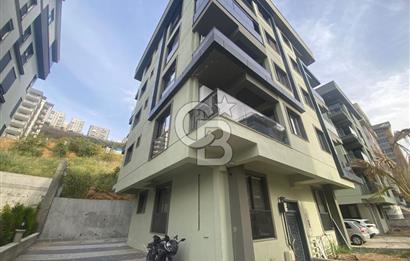 BAYRAKLI POSTACILAR'DA BOŞ 1+1 SATILIK DAİRE 