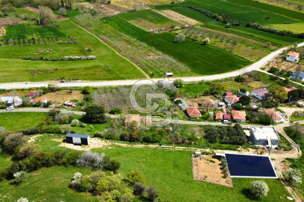 Çanakkale Lapseki'de Harika Doğa Manzaralı 295m² Köşe Arsa