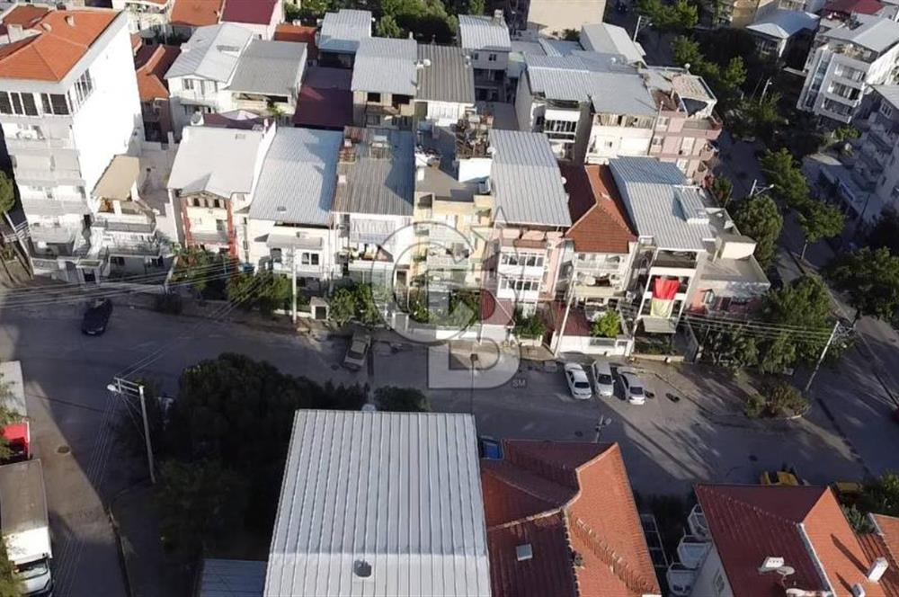 BORNOVA DA FIRSAT KONUMDA BAHÇELİ ZEMİN KAT 3+1 SATILIK DAİRE 