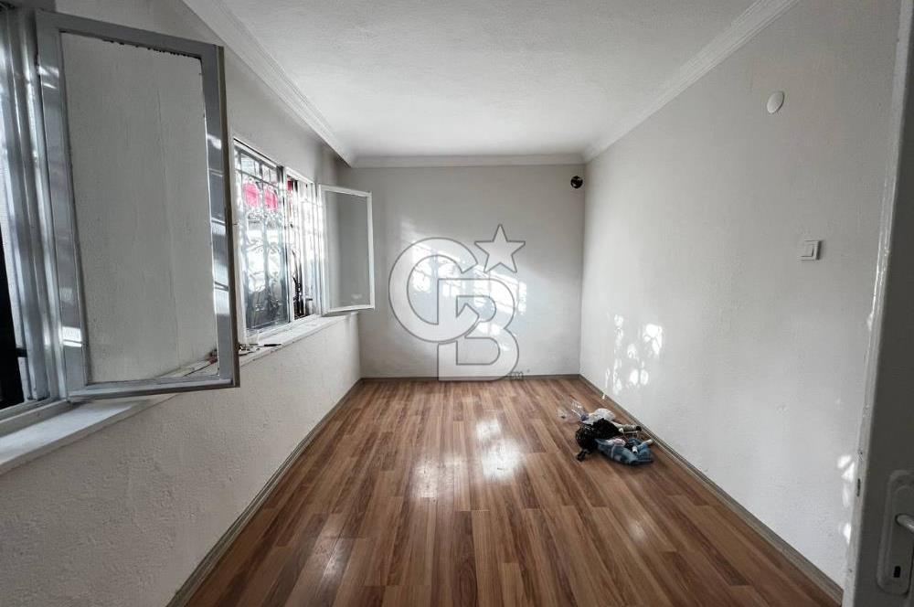 BORNOVA DA FIRSAT KONUMDA BAHÇELİ ZEMİN KAT 3+1 SATILIK DAİRE 