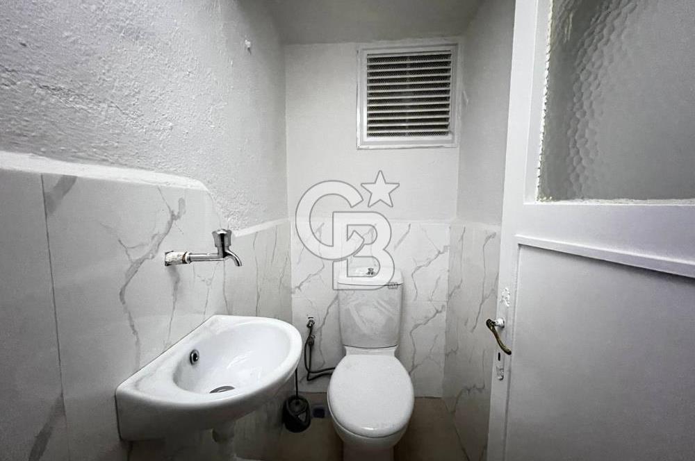 BORNOVA DA FIRSAT KONUMDA BAHÇELİ ZEMİN KAT 3+1 SATILIK DAİRE 