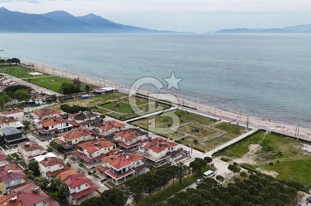 Kuşadası Kadıkalesi Satılık 2+1 Bahçe Dubleksi