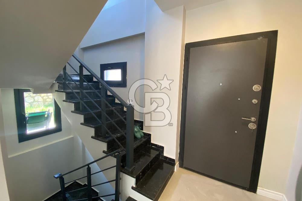 CB TREND'DEN İMRENLİ'DE 180m² HAVUZLU 5+1 TRİBLEX SATILIK VİLLA