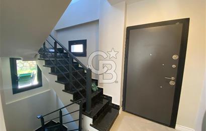 CB TREND'DEN İMRENLİ'DE 180m² HAVUZLU 5+1 TRİBLEX SATILIK VİLLA