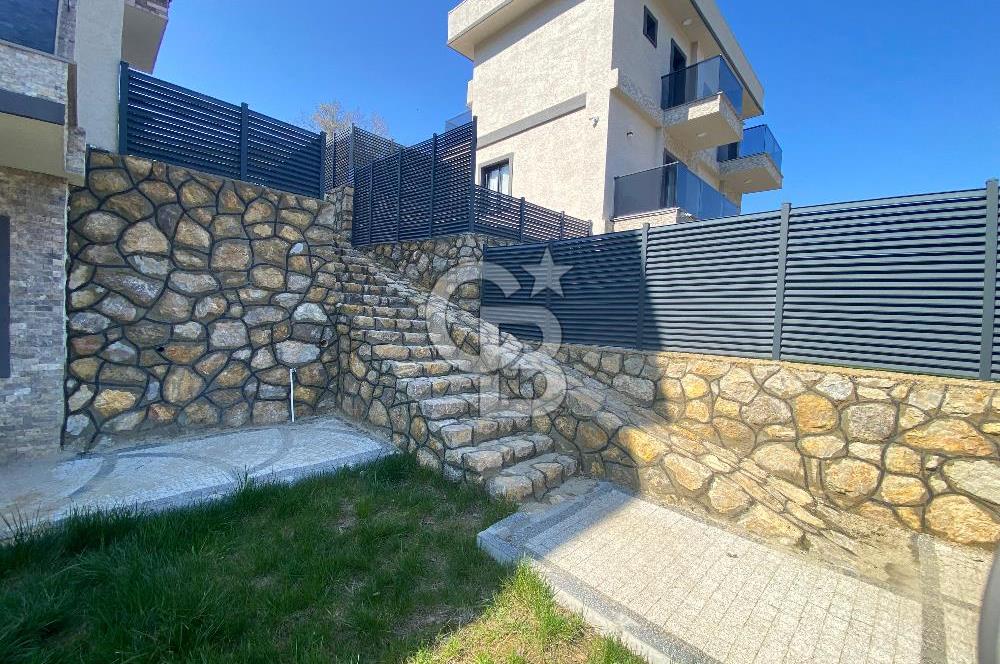 CB TREND'DEN İMRENLİ'DE 180m² HAVUZLU 5+1 TRİBLEX SATILIK VİLLA