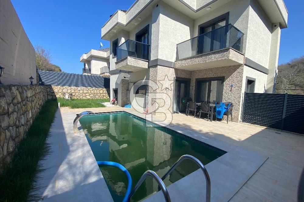 CB TREND'DEN İMRENLİ'DE 180m² HAVUZLU 5+1 TRİBLEX SATILIK VİLLA