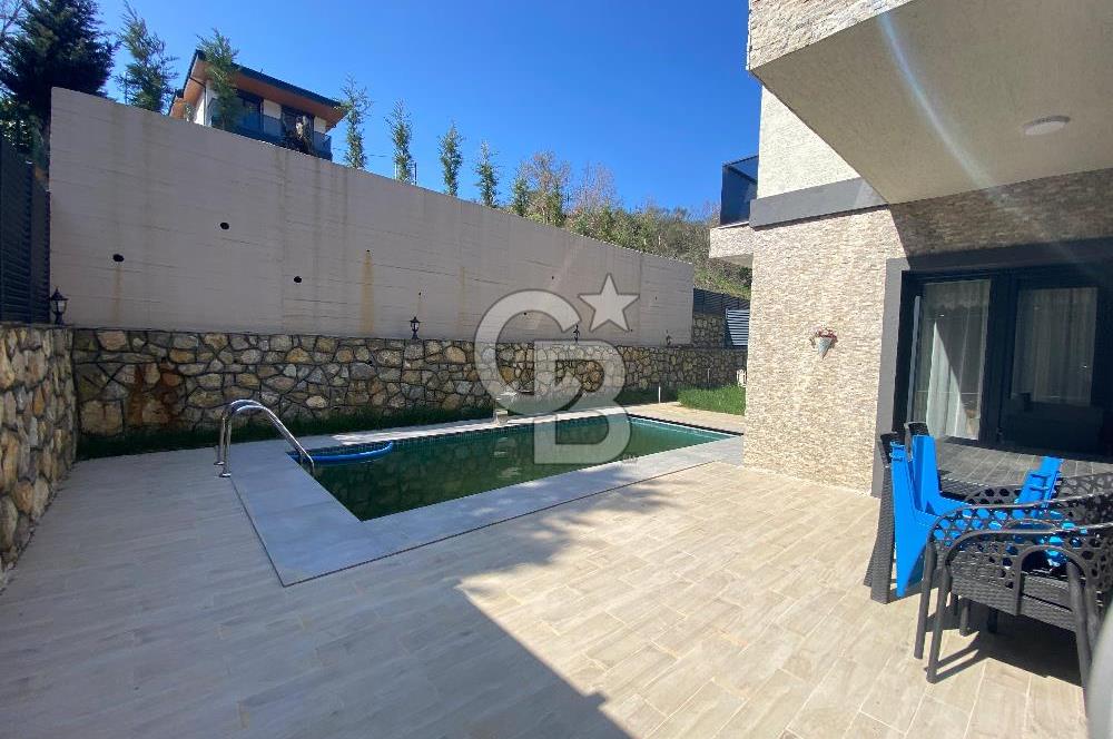 CB TREND'DEN İMRENLİ'DE 180m² HAVUZLU 5+1 TRİBLEX SATILIK VİLLA
