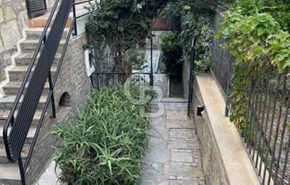 Bodrum Bitez  Asarlık’ta Bahçe Katı  Full Eşyalı, 2+1 Yıllık Kiralık Daire