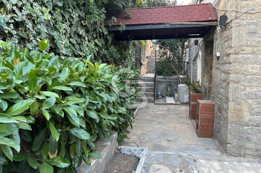 Bodrum Bitez  Asarlık’ta Bahçe Katı  Full Eşyalı, 2+1 Yıllık Kiralık Daire
