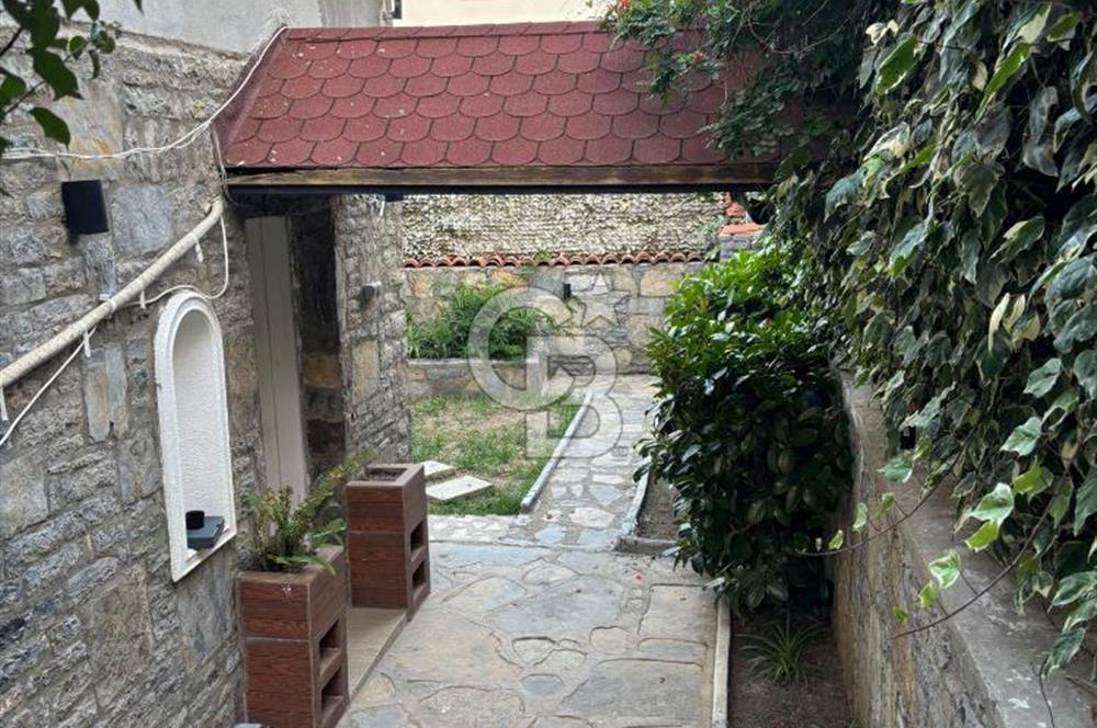 Bodrum Bitez  Asarlık’ta Bahçe Katı  Full Eşyalı, 2+1 Yıllık Kiralık Daire