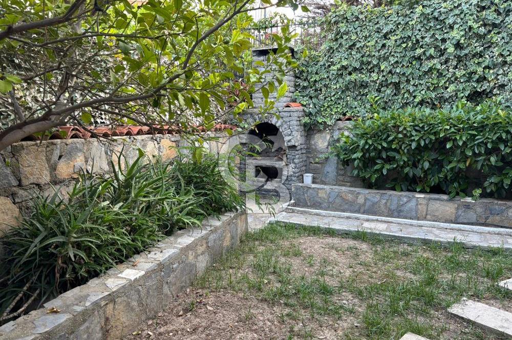 Bodrum Bitez  Asarlık’ta Bahçe Katı  Full Eşyalı, 2+1 Yıllık Kiralık Daire