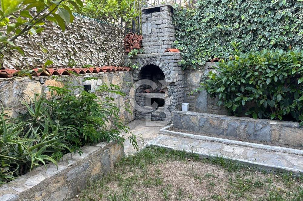 Bodrum Bitez  Asarlık’ta Bahçe Katı  Full Eşyalı, 2+1 Yıllık Kiralık Daire
