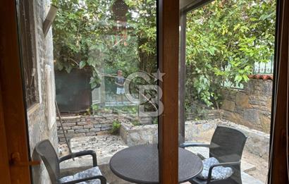 Bodrum Bitez  Asarlık’ta Bahçe Katı  Full Eşyalı, 2+1 Yıllık Kiralık Daire