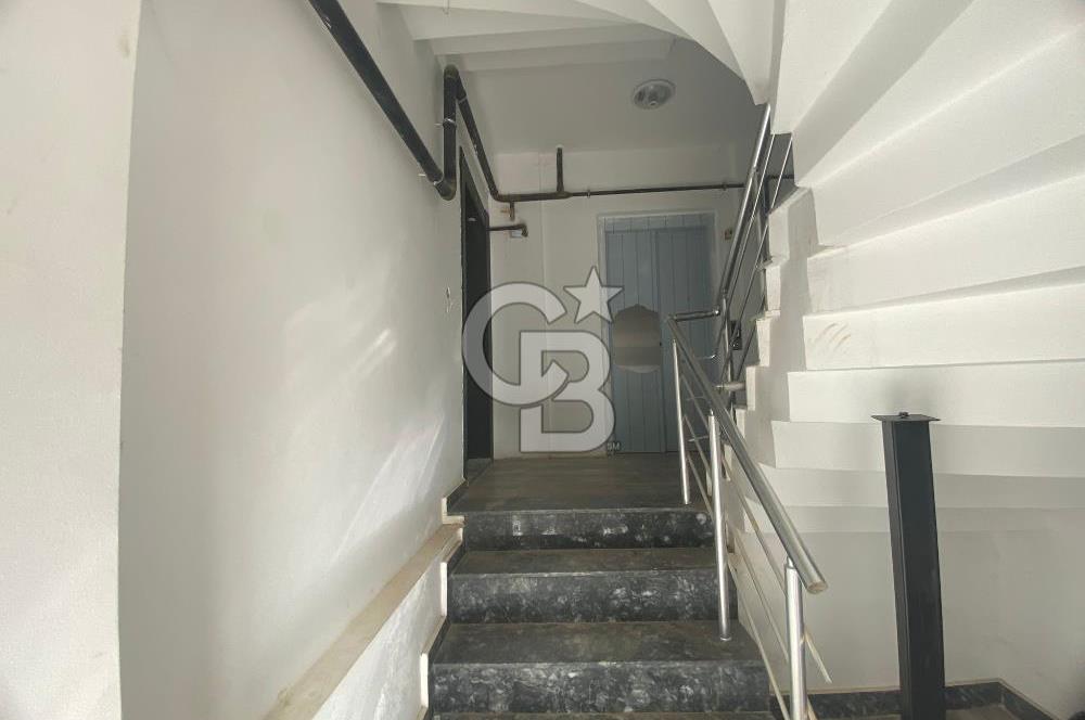 BAYRAKLI POSTACILAR'DA BOŞ 1+1 SATILIK DAİRE 