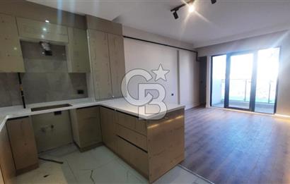 MERKEZI KONUMDA KATTA YOLA CEPHE 53 METREKARE 1+1 KİRALIK DAİRE