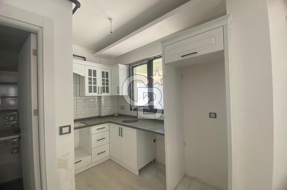 BAYRAKLI POSTACILAR'DA BOŞ 1+1 SATILIK DAİRE 