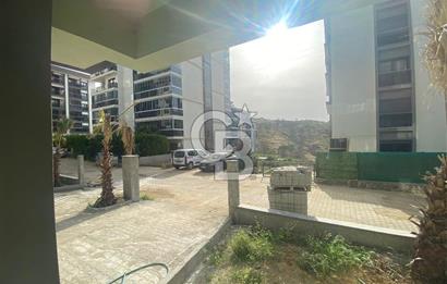 BAYRAKLI POSTACILAR'DA BOŞ 1+1 SATILIK DAİRE 