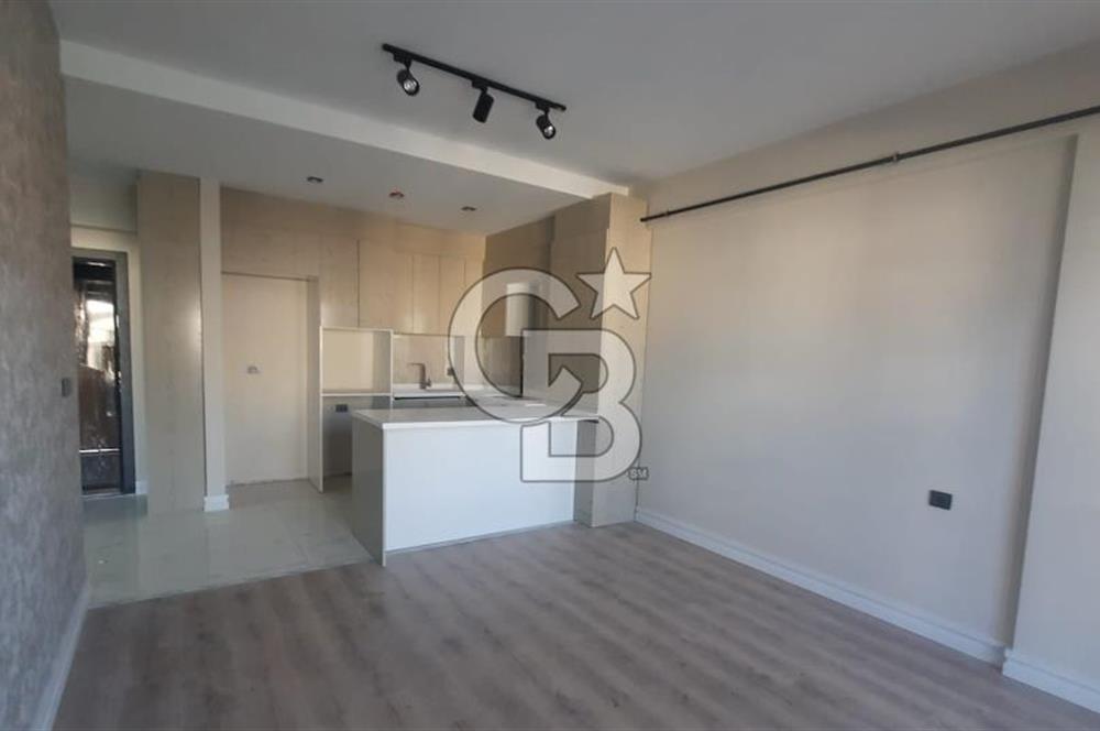 MERKEZI KONUMDA KATTA YOLA CEPHE 53 METREKARE 1+1 KİRALIK DAİRE